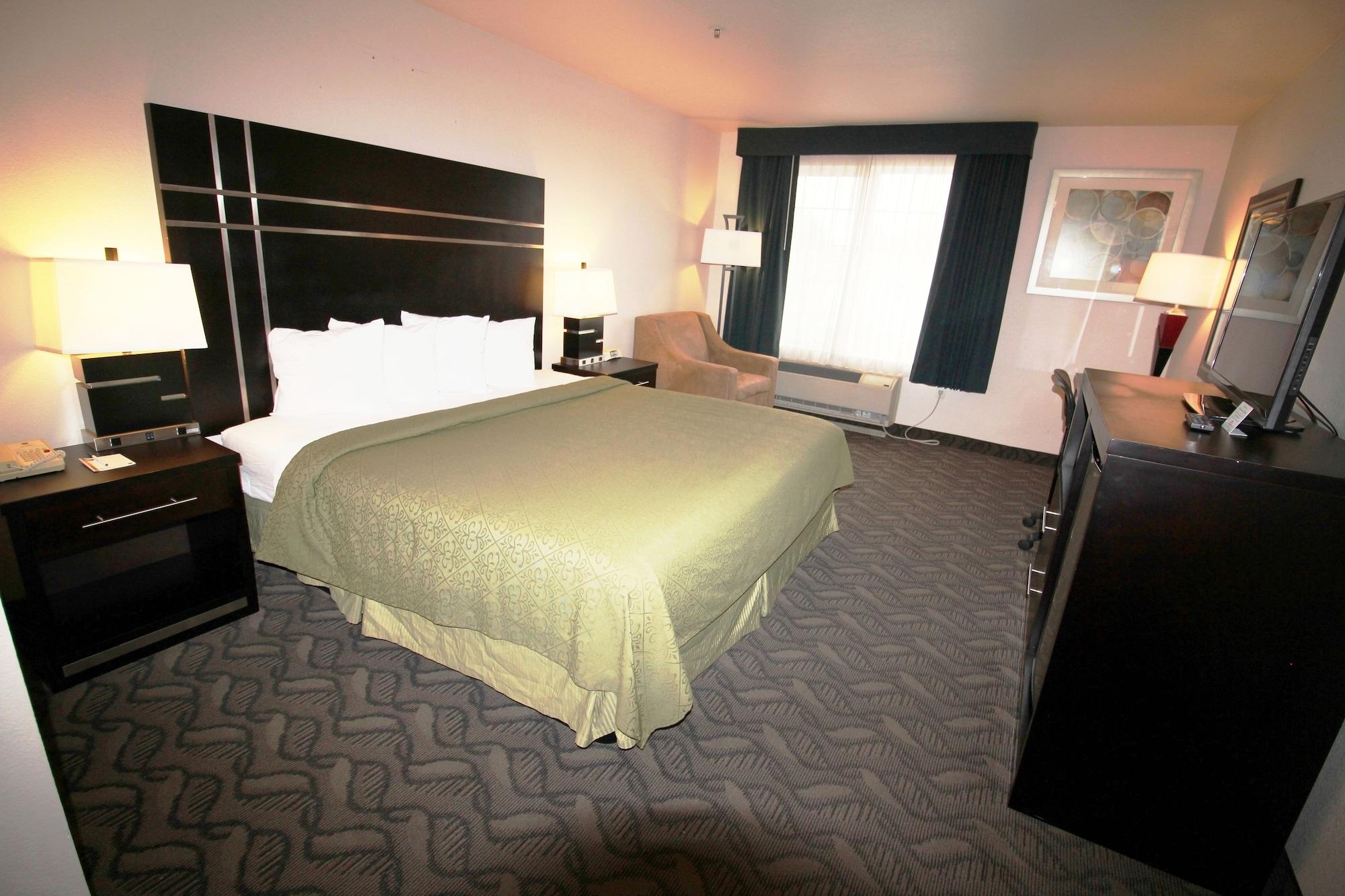 Quality Inn & Suites Airport West Salt Lake City Exterior photo