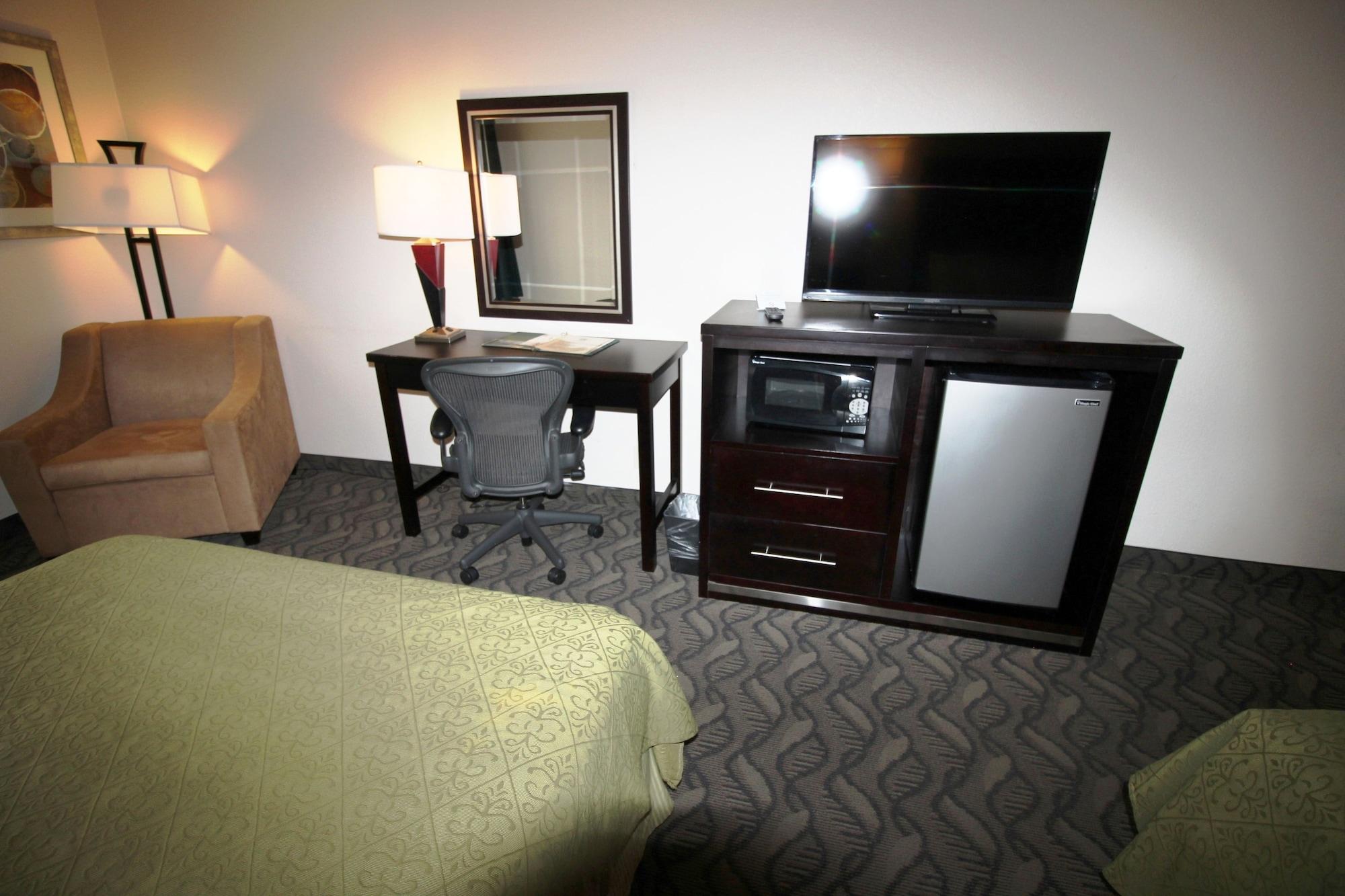 Quality Inn & Suites Airport West Salt Lake City Exterior photo