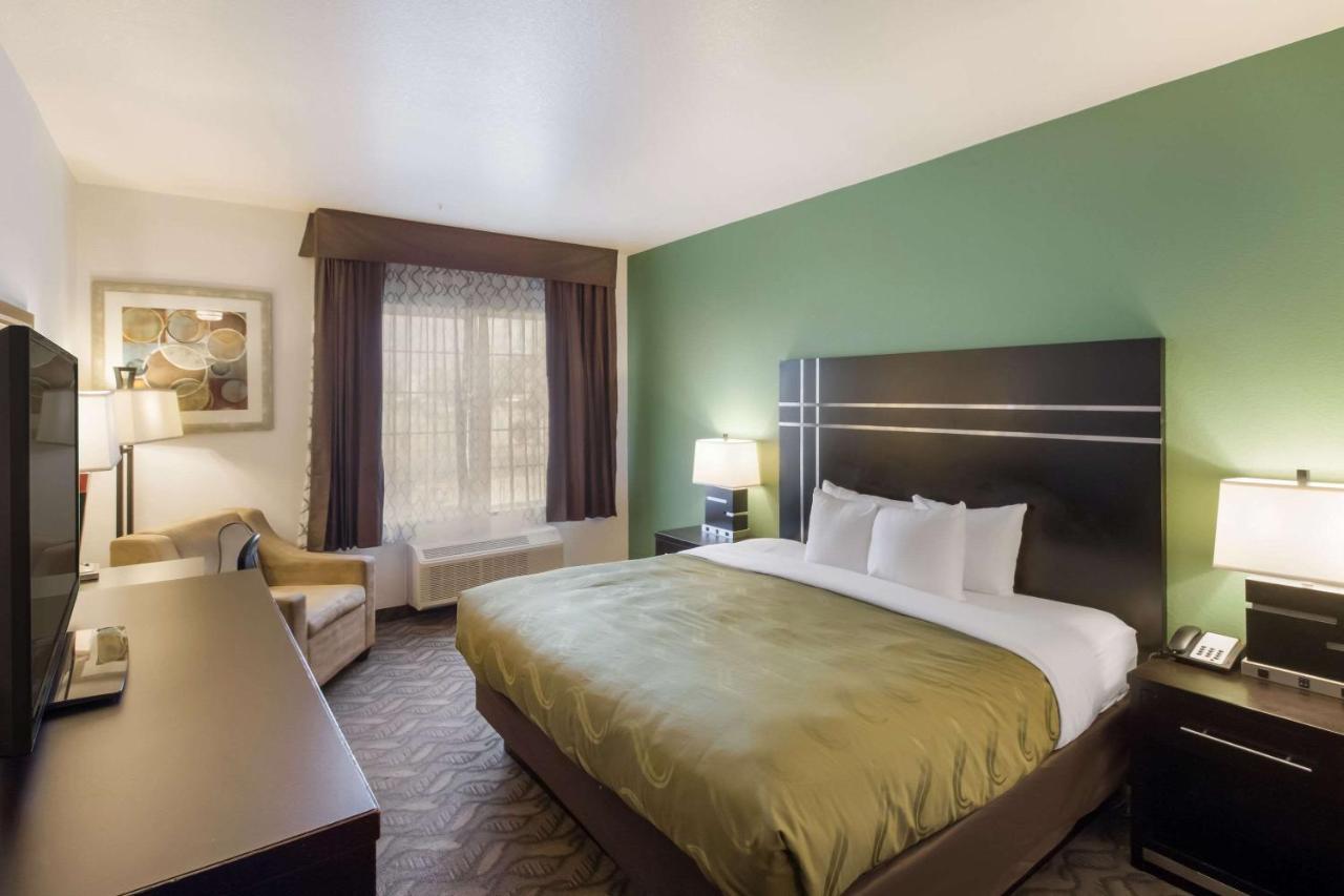 Quality Inn & Suites Airport West Salt Lake City Exterior photo