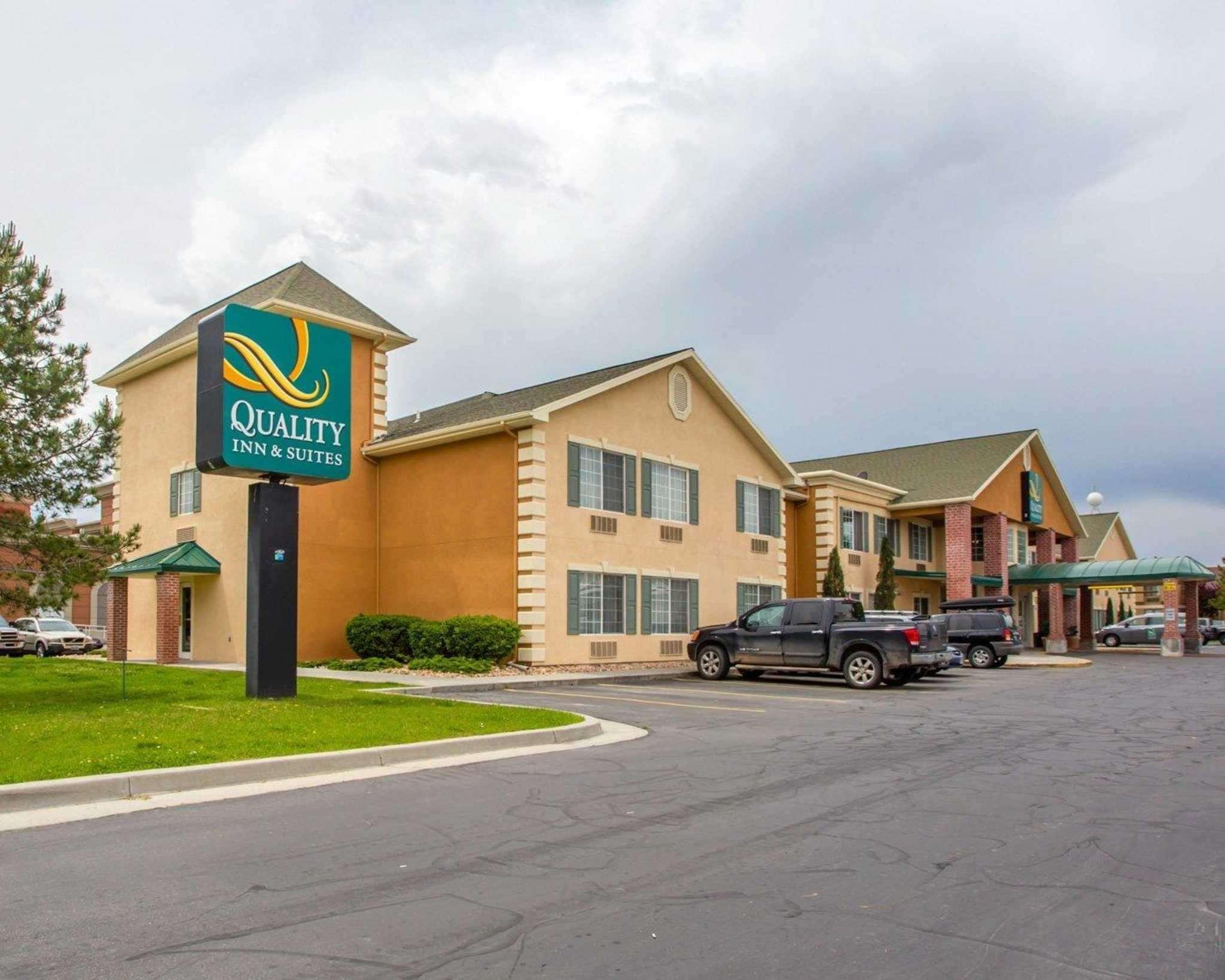 Quality Inn & Suites Airport West Salt Lake City Exterior photo